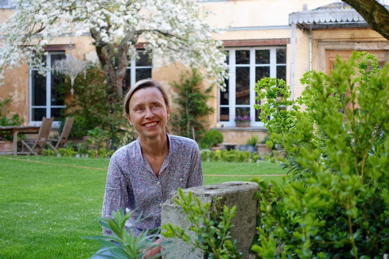 Le Jardin De La Cathedrale Bed & Breakfast Троа Екстериор снимка