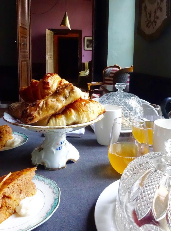 Le Jardin De La Cathedrale Bed & Breakfast Троа Екстериор снимка